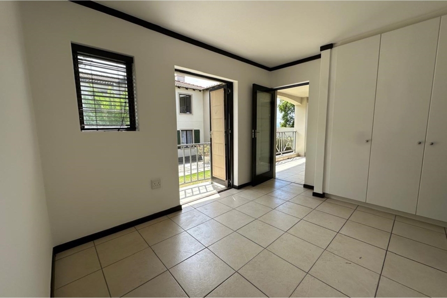 To Let 2 Bedroom Property for Rent in Bowtie Western Cape